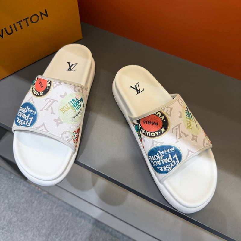 Claquettes Louis Vuitton monogram avec imprimé patchs colorés – semelle confort – Image 9