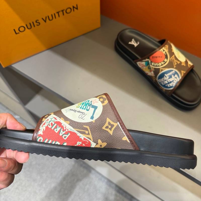 Claquettes Louis Vuitton monogram avec imprimé patchs colorés – semelle confort – Image 20