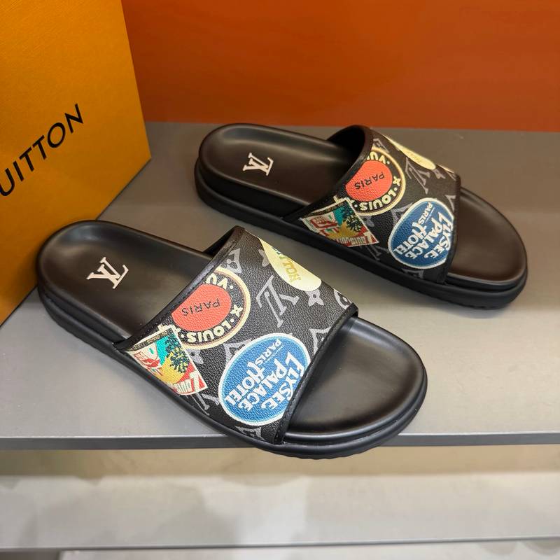 Claquettes Louis Vuitton monogram avec imprimé patchs colorés – semelle confort – Image 23