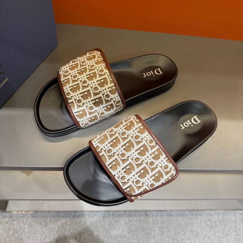 Claquettes Dior en toile monogram – Confort premium et design iconique – Image 16