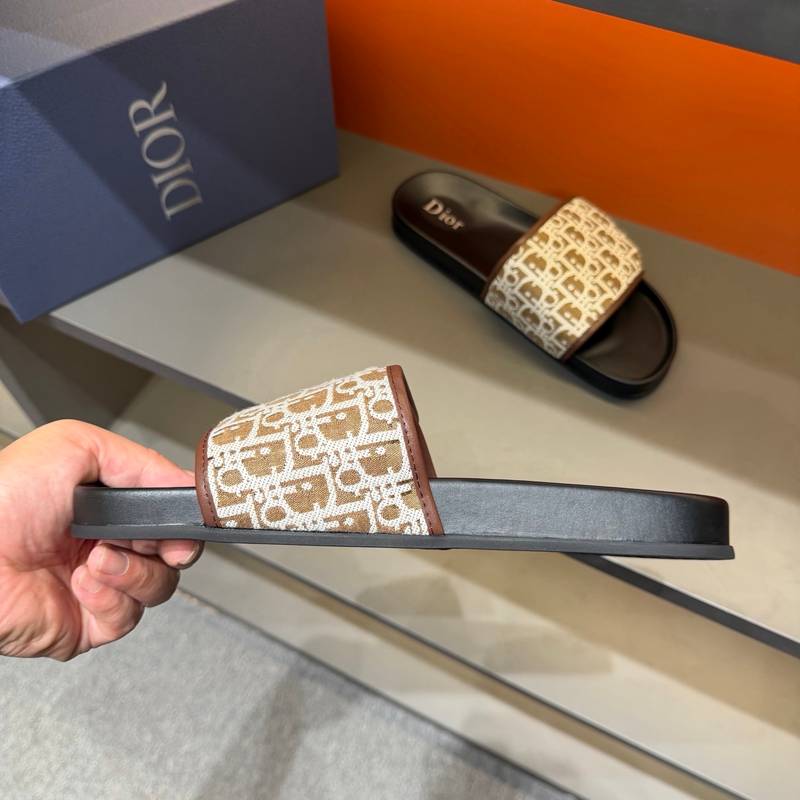 Claquettes Dior en toile monogram – Confort premium et design iconique – Image 21