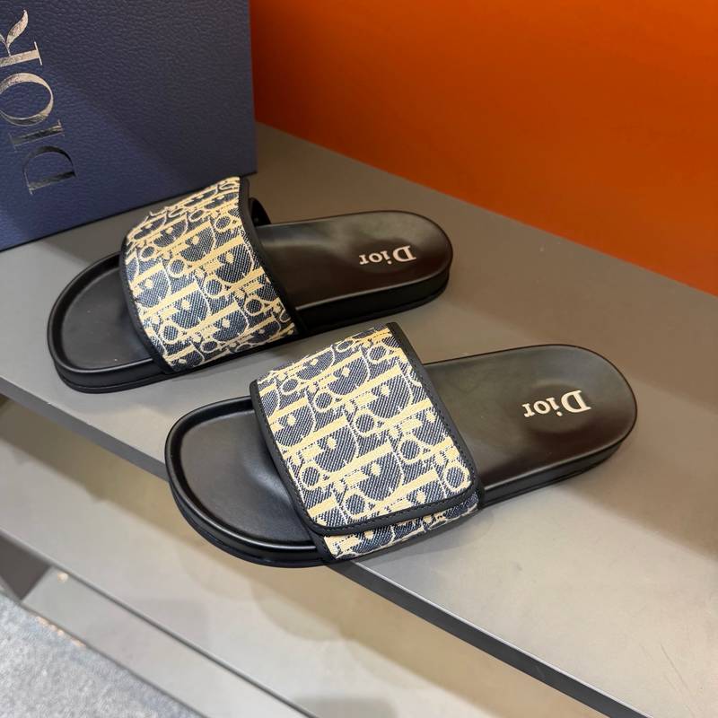 Claquettes Dior en toile monogram – Confort premium et design iconique – Image 40