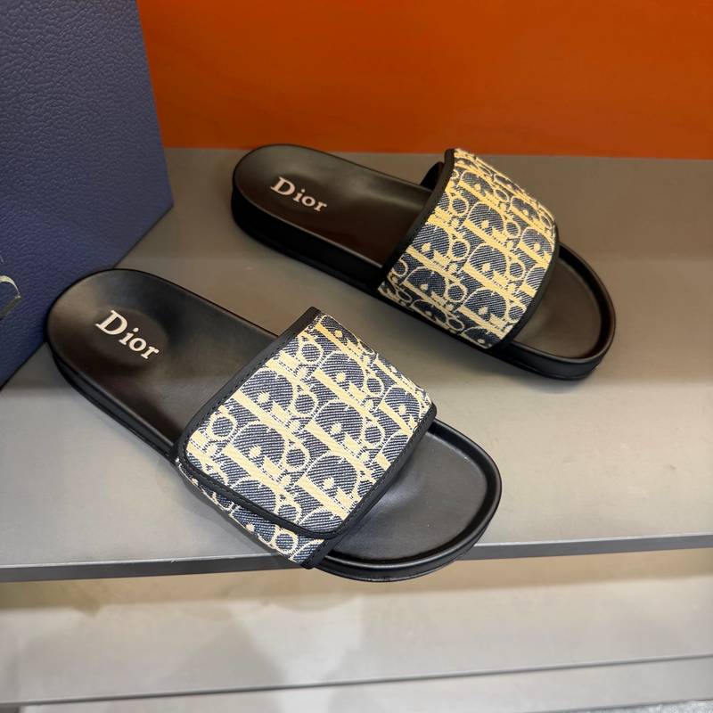 Claquettes Dior en toile monogram – Confort premium et design iconique – Image 41